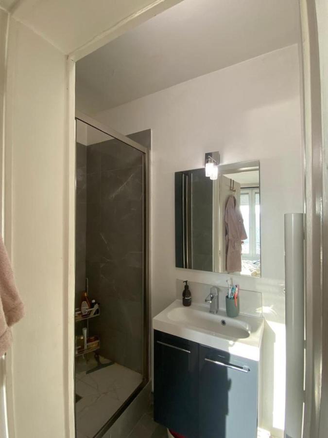 Appartement Ensoleille, Central Et Tout Equipe Avec Vue Tour Eiffel Et Pantheon Paris Exterior foto